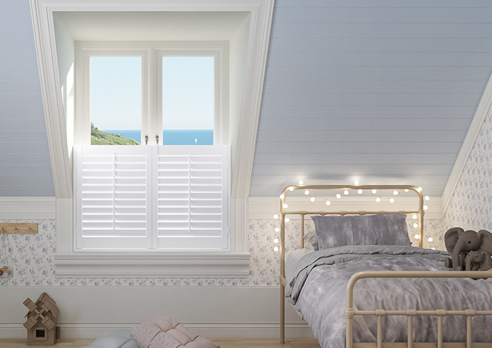 Bromley, True White - Cafe Style Plantation Shutter - Image 6